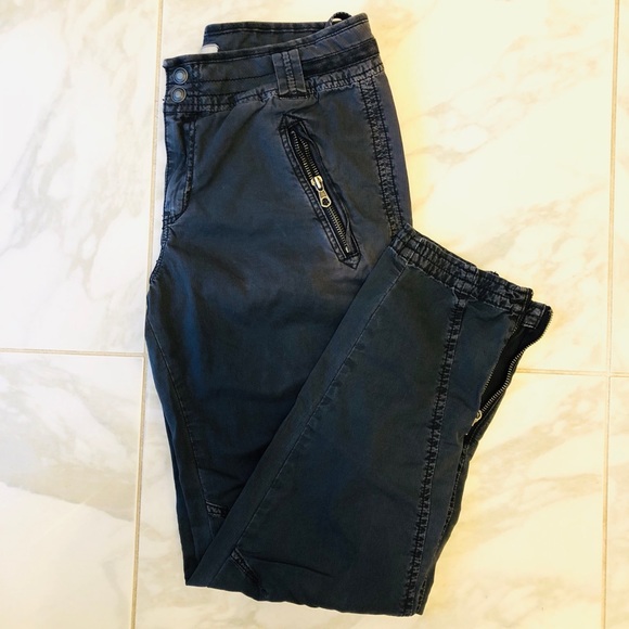 Free People Pants - Free People ankle zip utility cargo pants sz 4